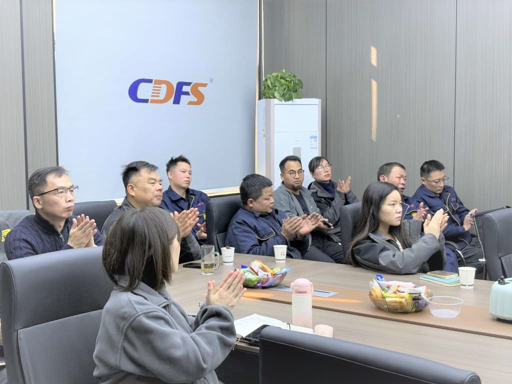 多灵年度经营分析会盛况启幕，共绘2025发展新蓝图